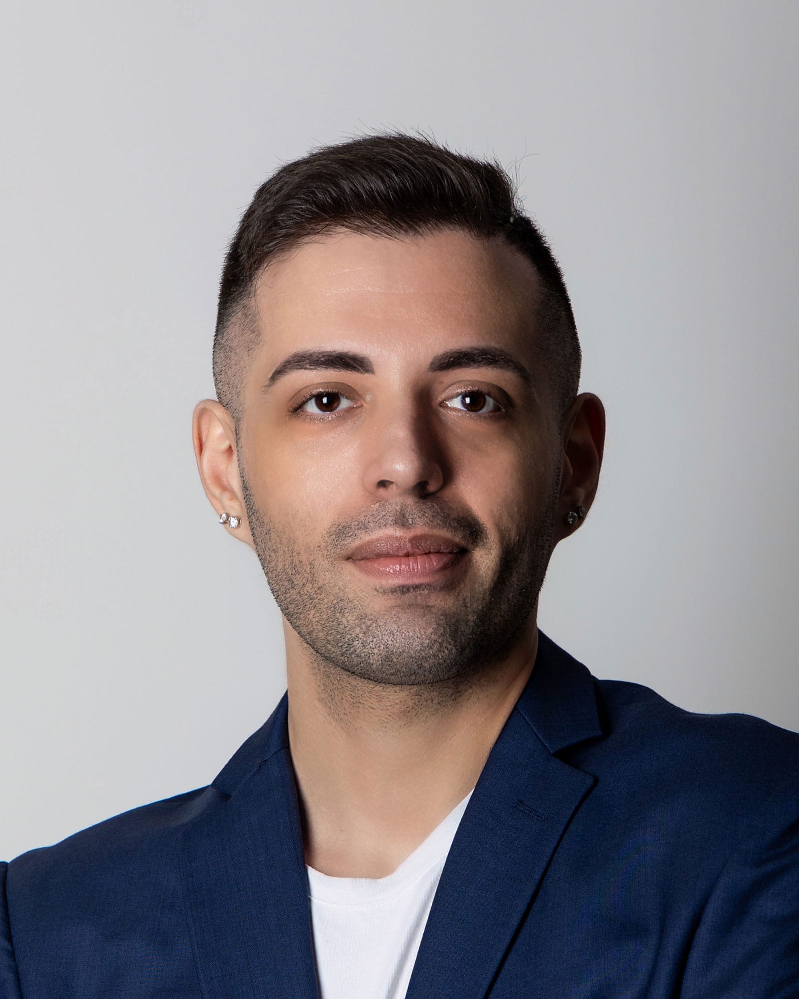 Gabriele Lakhal Designer e Marketer Freelance Milano 00001