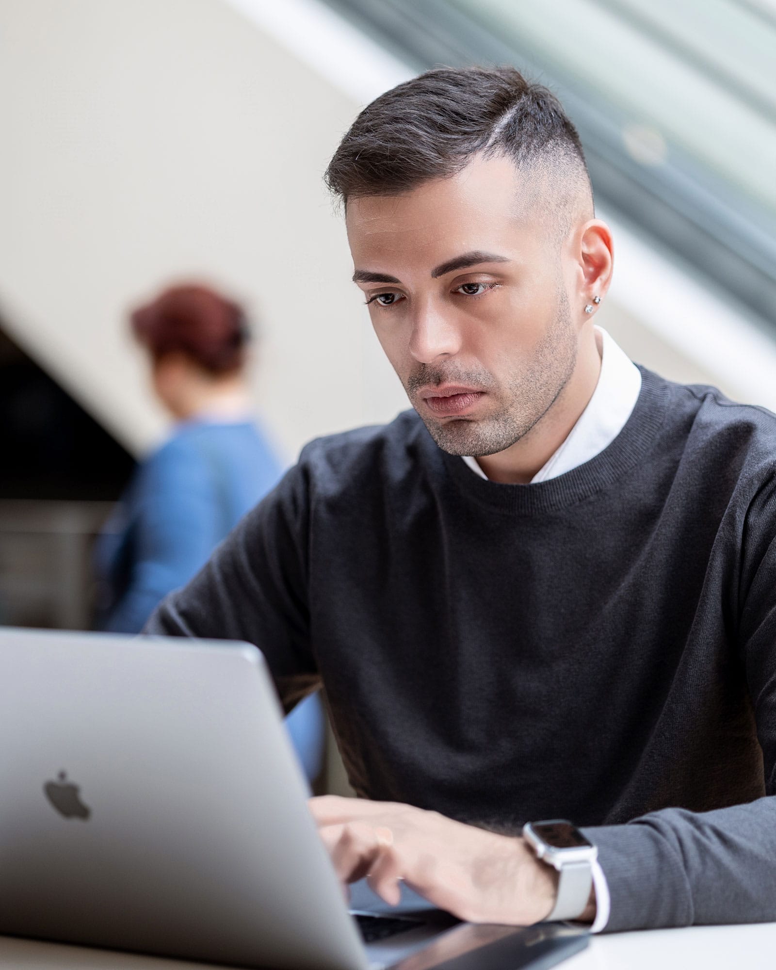 Gabriele Lakhal Designer e Marketer Freelance Milano 00008